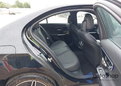 2024 Mercedes-Benz C 300 from USA, damaged, VIN W1KAF4HB3RR218075